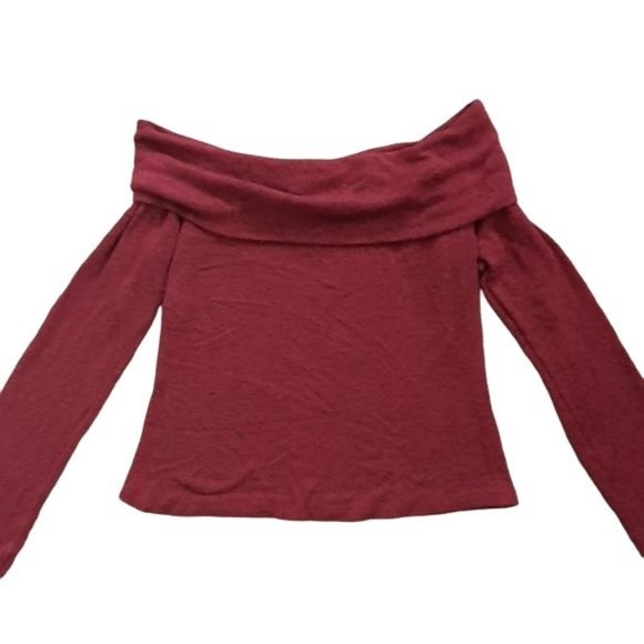 Popular 21 Red Off the Shoulder Sweater - Picture 9 of 10